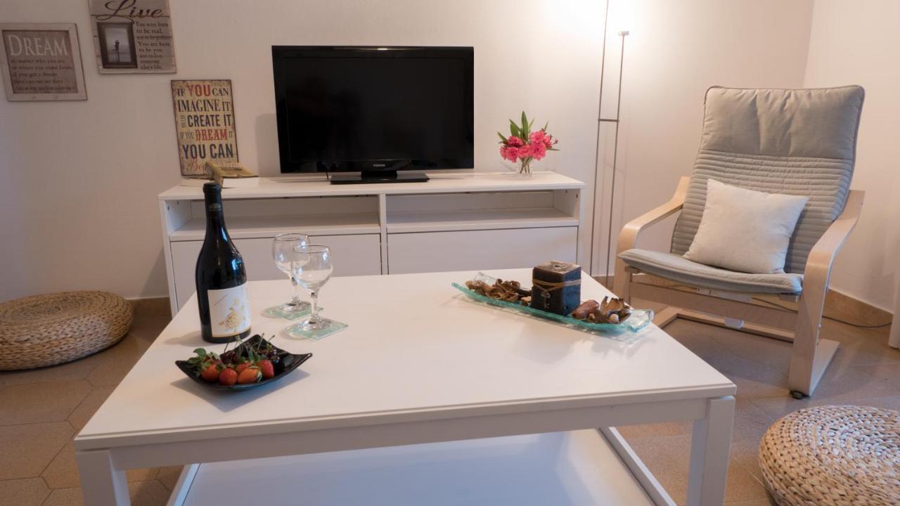 Cozy Family Friendly Apartment With Large Garden Close To Beaches - Dirella Kynopiástai Exterior foto