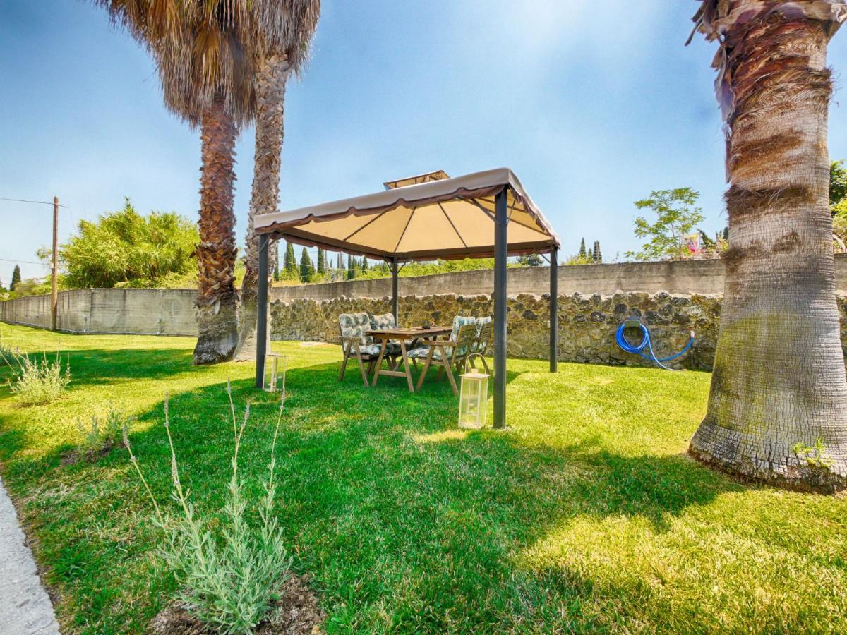 Cozy Family Friendly Apartment With Large Garden Close To Beaches - Dirella Kynopiástai Exterior foto