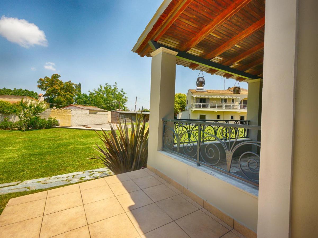 Cozy Family Friendly Apartment With Large Garden Close To Beaches - Dirella Kynopiástai Exterior foto
